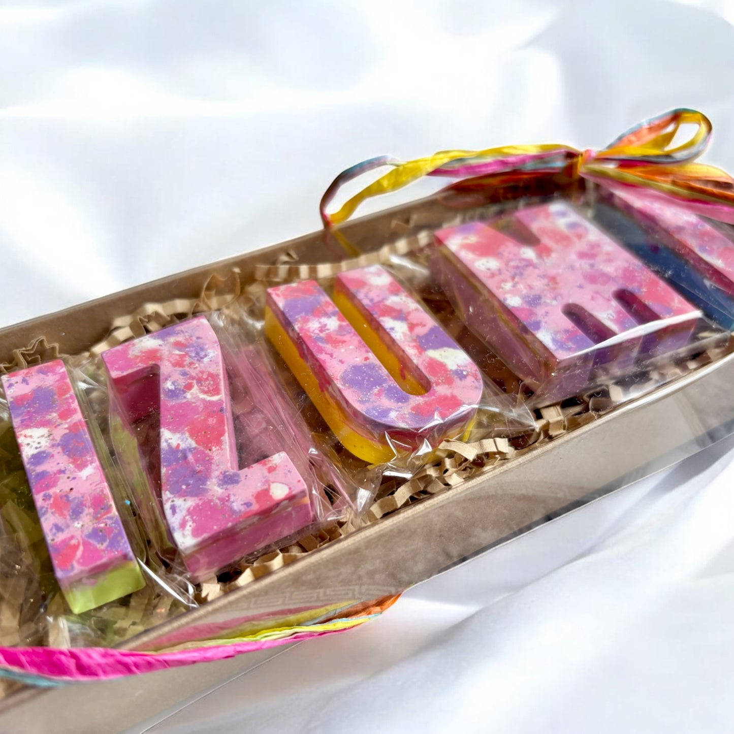 Personalised Crayons ~Crayon Scatter~