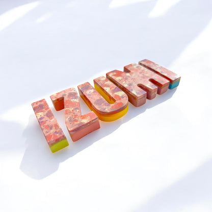 Personalised Crayons ~Crayon Scatter~